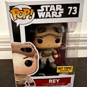 Hot Topic Exclusive Star Wars Funko Pop Rey 73 Mint in Box